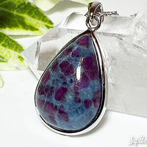 ruby-sapphire-in-kyanite-pendant-2025-f