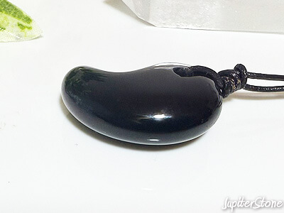 tibet-morion-magatama-1