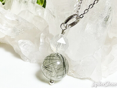 zagi-moutain-quartz-pendant-2025-6-b