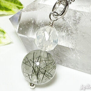 zagi-moutain-quartz-pendant-2025-6-b