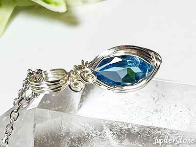 bluetopaz-pendant-2025-6-a