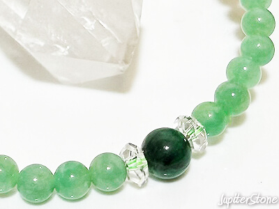 emerald-bracelet-2025-9-a