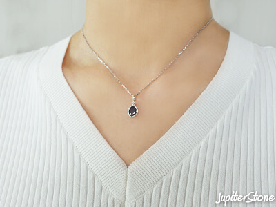 blue-sapphire-pendant-2025-9-b