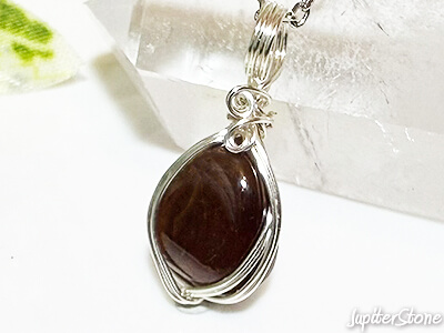 tenkawamura-rainbow-garnet pendant-2025-9-b