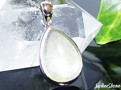 libyan-pendant-2025-11-b