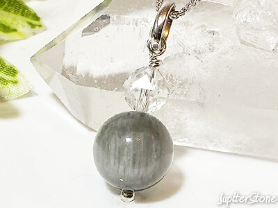 amianthus-iq-pendant-2025-11-a