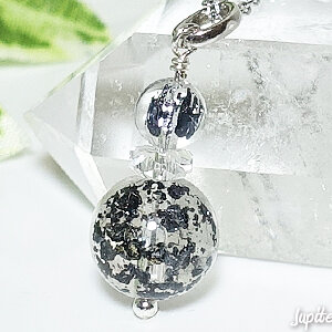 hematite-in-quartz-pendant-2025-11-b