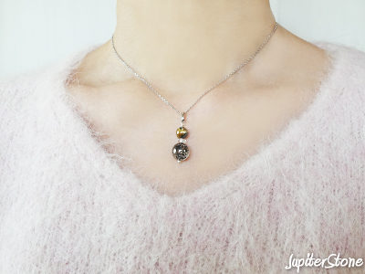 hematite-in-quartz-pendant-2025-11-c