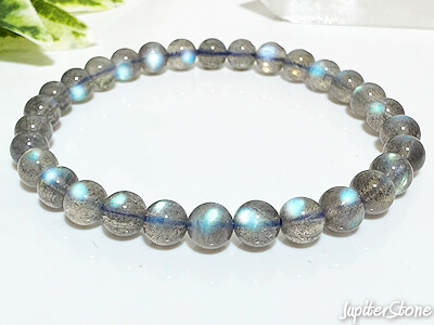 labradorite-bracelet-2025-11-a
