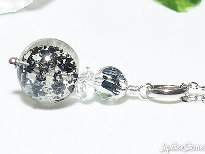 hematite-in-quartz-pendant-2025-11-b