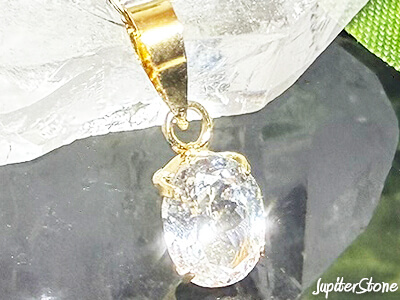 phenakite-pendant-2026-4-c