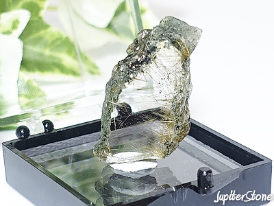 himalayan-rutilated-quartz-10