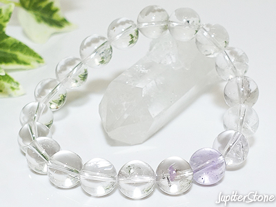 oil-in-quartz-bracelet-2026-5-c