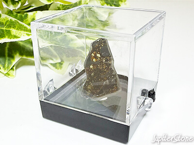 pallasite-genseki-okimono-a