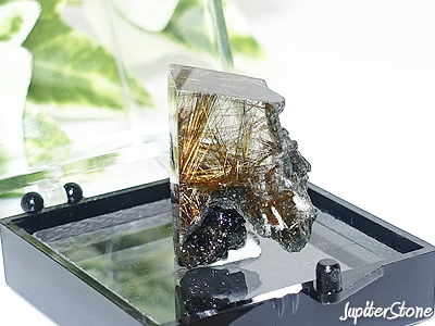 himalayan-rutilated-quartz-11