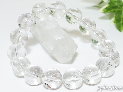 oil-in-quartz-bracelet-2026-5-d
