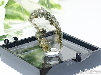 himalayan-rutilated-quartz-3