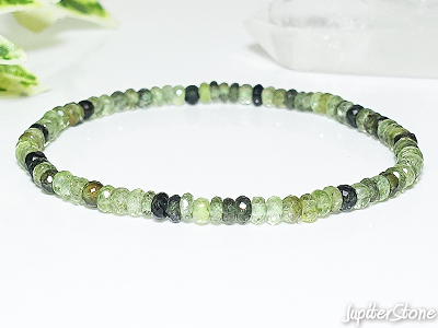 ludwigiteinperidot-bracelet-2026-6-a