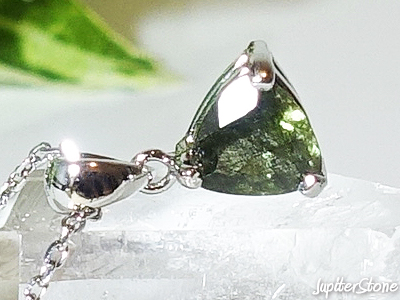 ludwigiteinperidot-pendant-2026-6-e