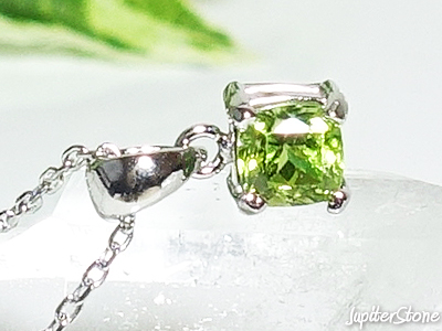 ludwigiteinperidot-pendant-2026-6-b