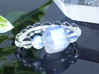 royalbluemoonstone-ring-2026-7-a