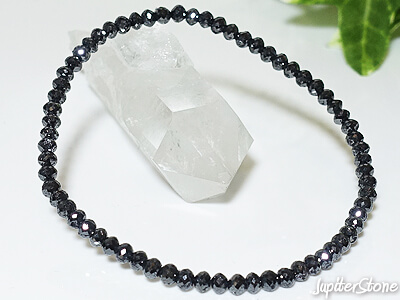 black-diamond-bracelet-cut-2026-8-b