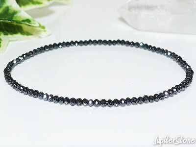black-diamond-bracelet-cut-2026-8-a