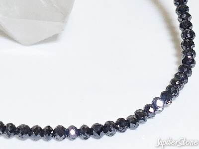black-diamond-bracelet-cut-2026-8-a