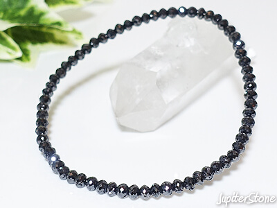 black-diamond-bracelet-cut-2026-8-b