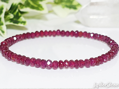 Ruby-bracelet-2026-9-a