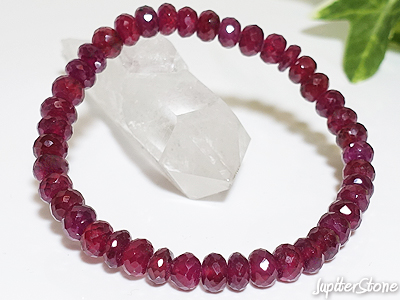 Ruby-bracelet-2026-9-c